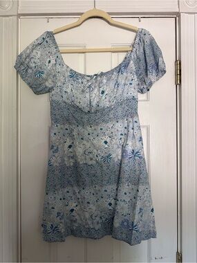 Light Blue Floral Puff-Sleeve Women’s Dress